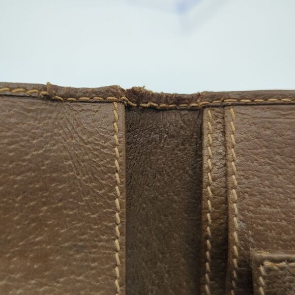 Gucci Brown and Tan Wallet - Picture 15 of 15